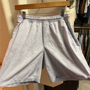 Lululemon Men’s Pace Breaker Short 7” 
Color: Gravel Dust Pastel Blue Multi